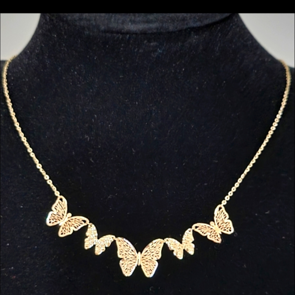 Japan Gold 18K Butterfly Necklace